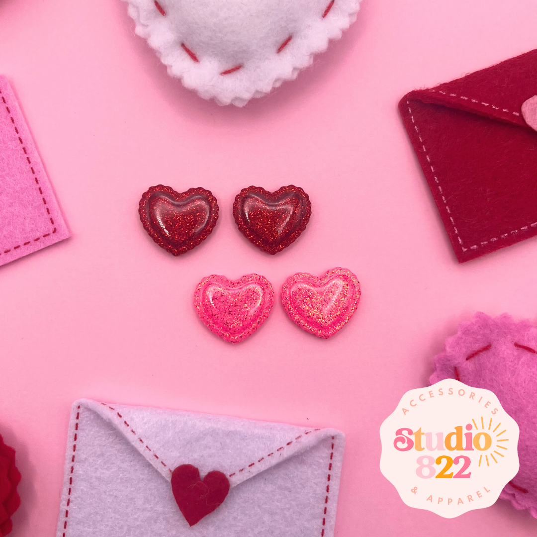 Glitter Scalloped Heart Studs